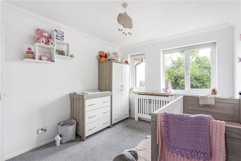 2 bedroom apartment for sale, Scotts Avenue, Sunbury-on-Thames, Surrey, TW16