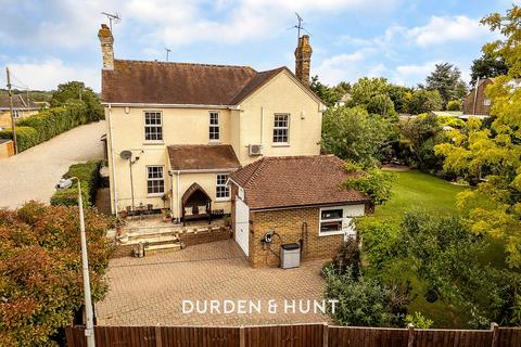 Aukingford House Aukingford Gardens, Ongar, CM5 0BG