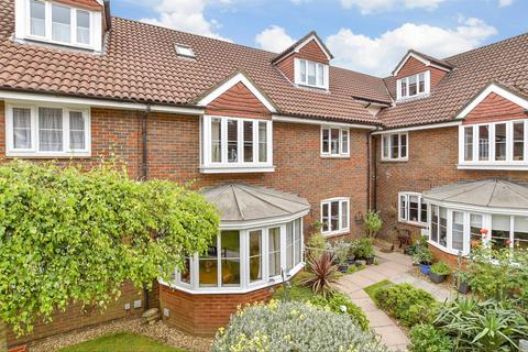 2 bedroom ground floor flat for sale, High Street, Banstead, Surrey