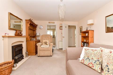 2 bedroom ground floor flat for sale, High Street, Banstead, Surrey