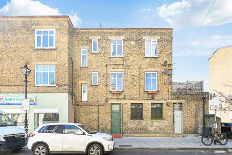 2 bedroom flat for sale, Libra Road, Bow, E3