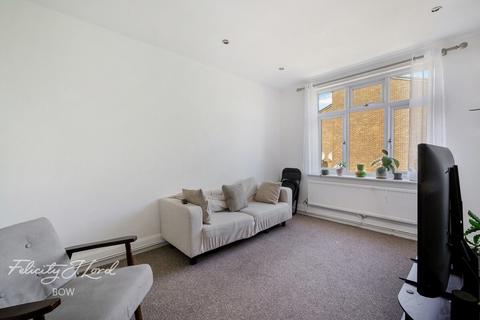 2 bedroom flat for sale, Libra Road, Bow, E3