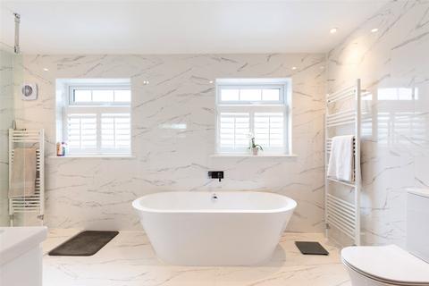 5 bedroom detached house for sale, Hill House Road, Bristol BS16