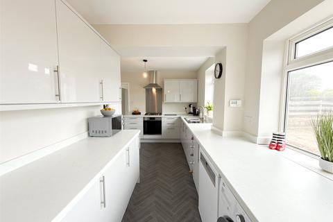3 bedroom semi-detached house for sale, Herd Close, Winlaton, NE21