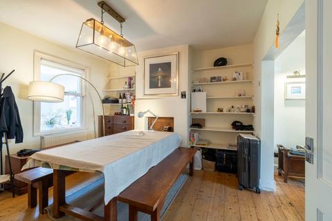 2 bedroom terraced house to rent, Faulkland Road, Bath