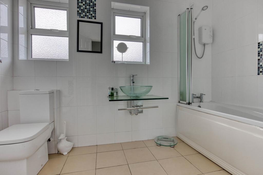 Ewemove Taunton - Eastwick Road (15)