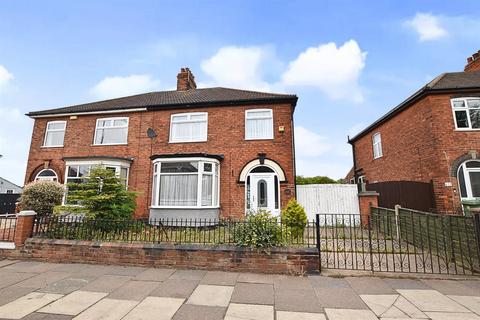 3 bedroom semi-detached house for sale, Brereton Avenue, Cleethorpes DN35