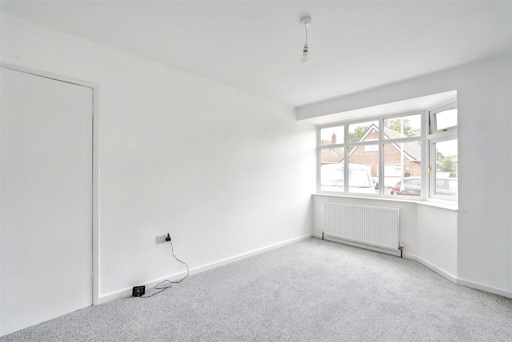 Bedroom 1 2.jpeg