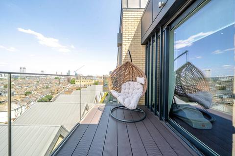 1 bedroom flat for sale, Central Avenue, Fulham, London, SW6