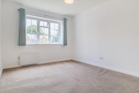 2 bedroom flat for sale, Arborfield Close, Slough, SL1