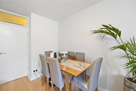 1 bedroom apartment for sale, Spring Grove Road, Richmond, TW10
