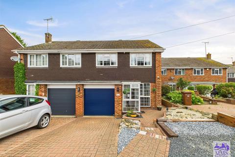 2 Church Close, Cliffe, Rochester, ME3 7UT