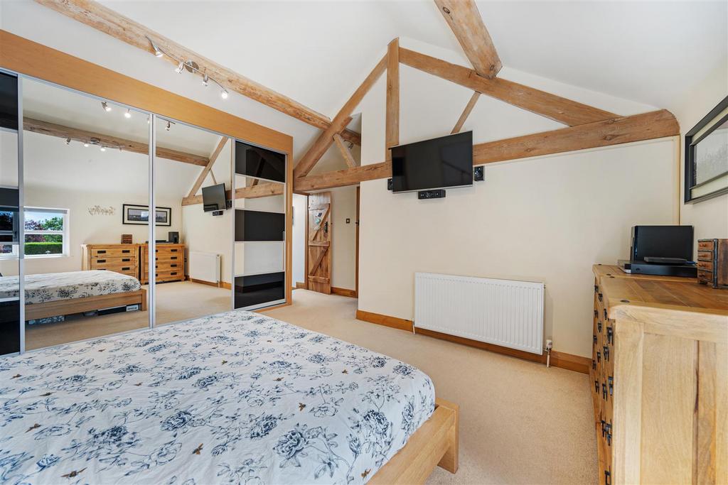 Principal bedroom