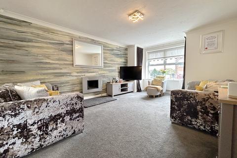 4 bedroom detached house for sale, The Clough, Ashton-in-Makerfield, Wigan, WN4 0PW