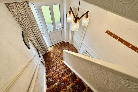 3 bedroom semi-detached house for sale, Mountfield Road, Waterloo, Huddersfield, HD5 8RA