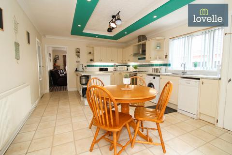 27 Barry Avenue, Grimsby, DN34 5LS