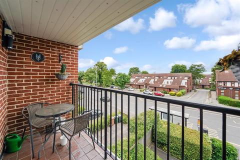 2 bedroom apartment for sale, The Ridgeway, London E4