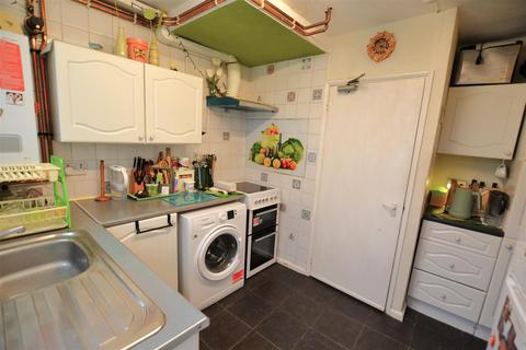 20 Breaks Road, Hatfield, AL10 8TR