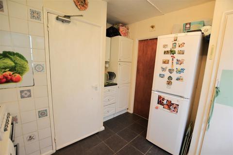 20 Breaks Road, Hatfield, AL10 8TR