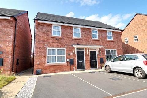 3 bedroom semi-detached house for sale, Cheshire Crescent, Alsager