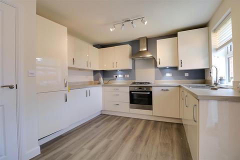3 bedroom semi-detached house for sale, Cheshire Crescent, Alsager