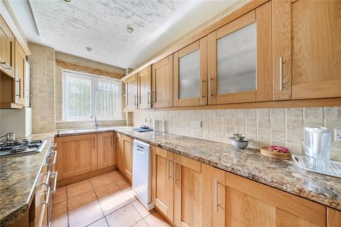 7, Cornwall Court Cornwall Road, Pinner, HA5 4LR