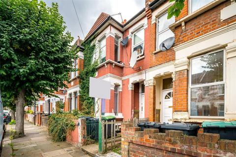 2 bedroom flat for sale, Elmhurst Road, Tottenham, London, N17