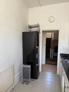 1 bedroom flat to rent, Caledonian Road, Islington, N7