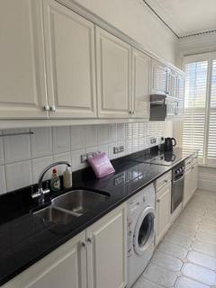 1 bedroom flat to rent, Caledonian Road, Islington, N7