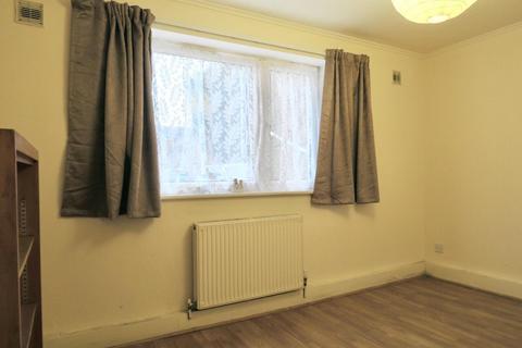 undefined, Shurland  Avenue, Wood Green, London, EN4