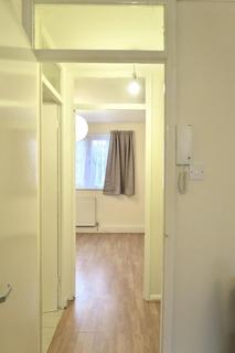 undefined, Shurland  Avenue, Wood Green, London, EN4