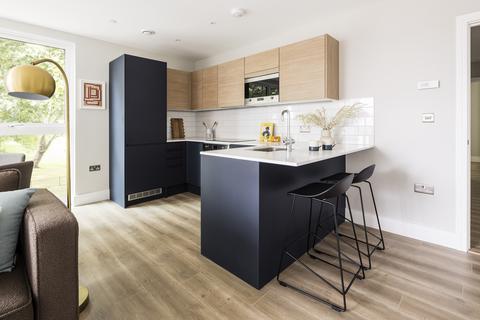 2 bedroom duplex to rent, 2 Bedroom Duplex at Neptune Wharf, Flat 8, Celebe House, Grinstead Road, Deptford SE8
