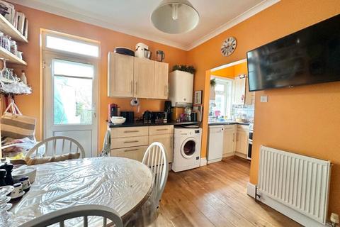 2 bedroom terraced house for sale, Cliftonville Road, St. Leonards-On-Sea