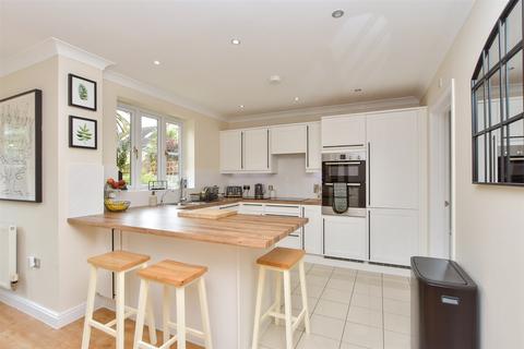 5 bedroom detached house for sale, Rooks View, Bobbing, Sittingbourne, Kent
