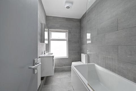 1 bedroom in a house share to rent, Portland Street Preston PR1 8PR