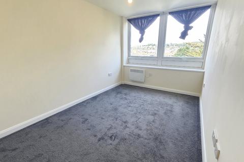 2 bedroom flat to rent, Norton Road, Newhaven, BN9