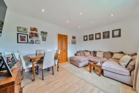 2 bedroom apartment for sale, Romilly Drive, Watford, Hertfordshire