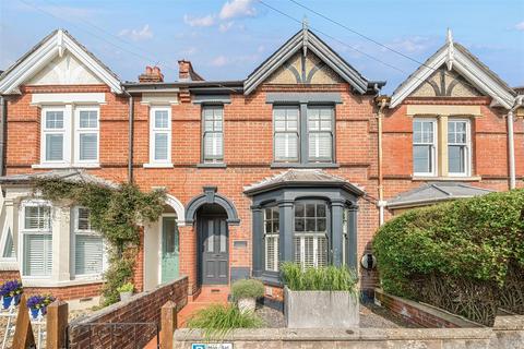 34 Albany Road, Salisbury, SP1 3YH