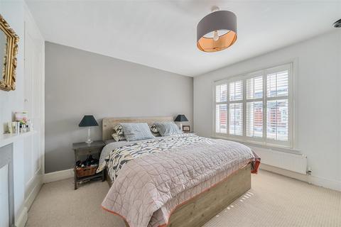 34 Albany Road, Salisbury, SP1 3YH