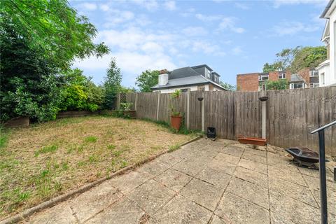 2 bedroom apartment to rent, Bedford Hill, London, SW12