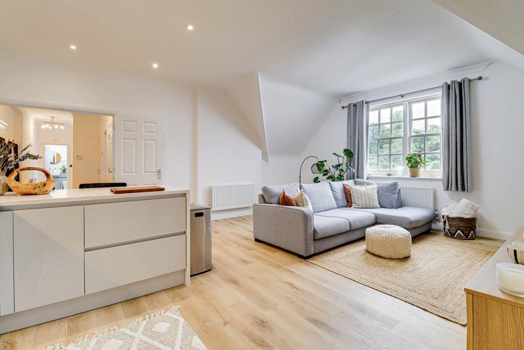 Kitchen/reception