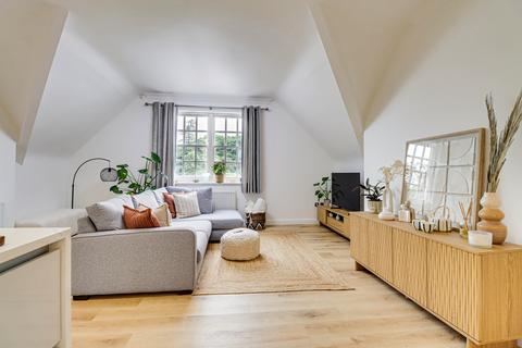 2 bedroom flat for sale, Boyes Crescent, London Colney, AL2