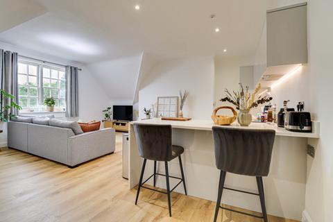 2 bedroom flat for sale, Boyes Crescent, London Colney, AL2