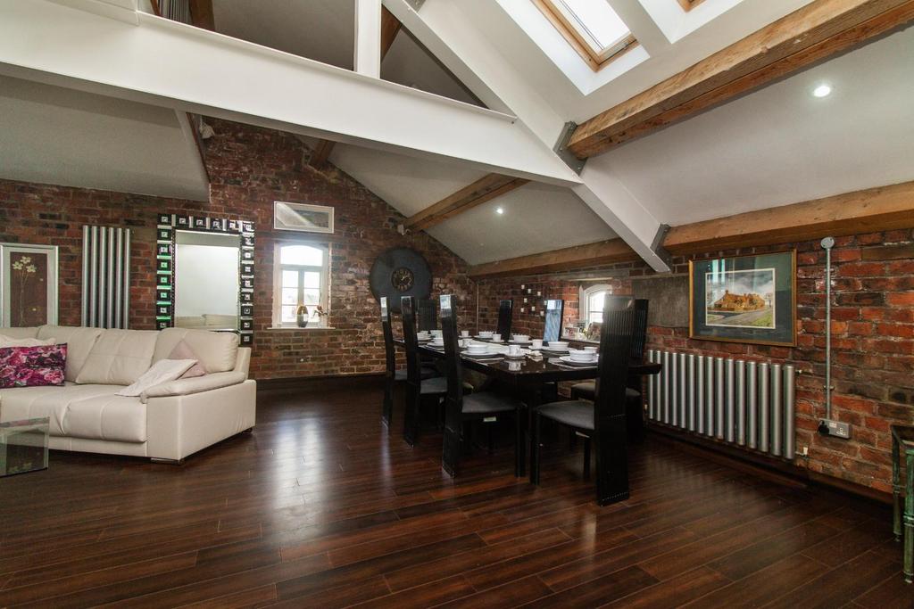 Living Room/Kitchen/Diner