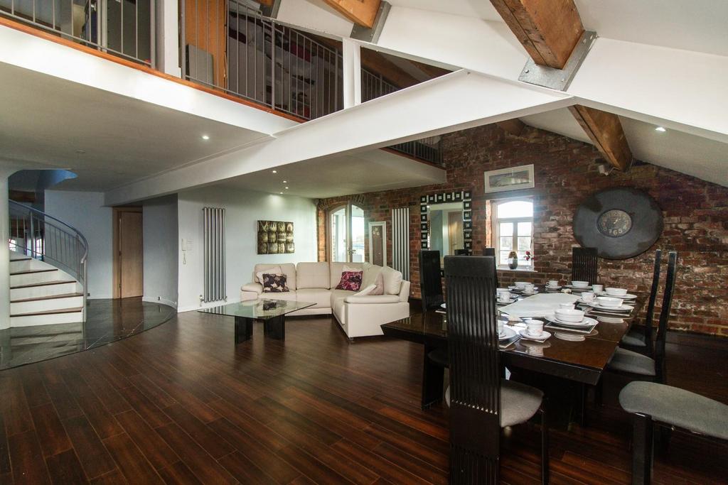 Living Room/Kitchen/Diner