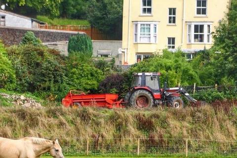 4 bedroom property with land for sale, Pencader SA39