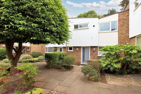 Regency Walk, Shirley