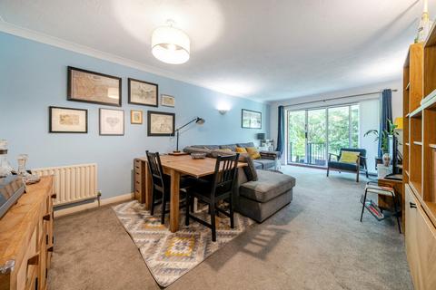 2 bedroom flat for sale, Park Road, Beckenham, Kent, BR3