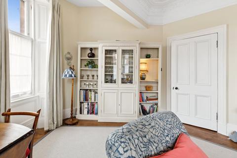 99 Randolph Road, Glasgow, G11 7DT