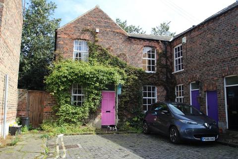 2 bedroom house to rent, Cobble Court Mews, Blossom Street, York, YO24